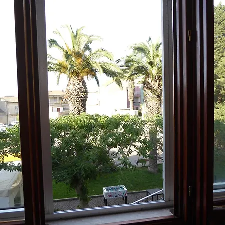 The Shamrock House Апартаменты