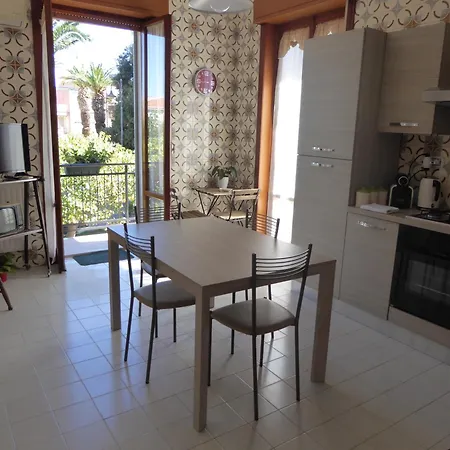 The Shamrock House Палаццоло-Акреиде